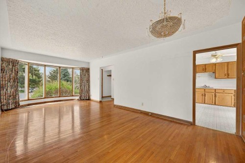 83 Ferncliff Crescent Se, Calgary, AB - Indoor