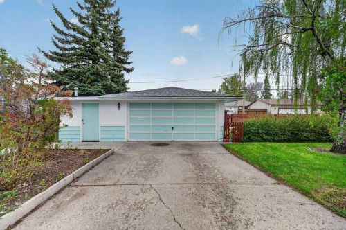 83 Ferncliff Crescent Se, Calgary, AB - Outdoor