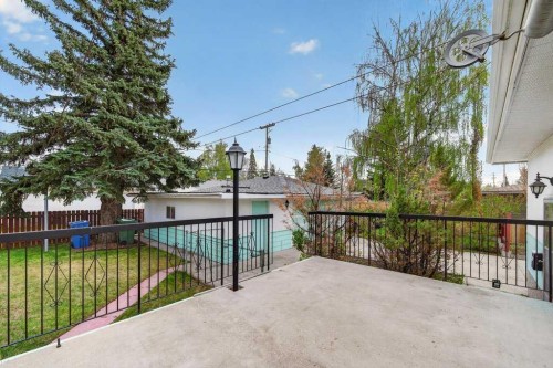 83 Ferncliff Crescent Se, Calgary, AB - Outdoor With Exterior