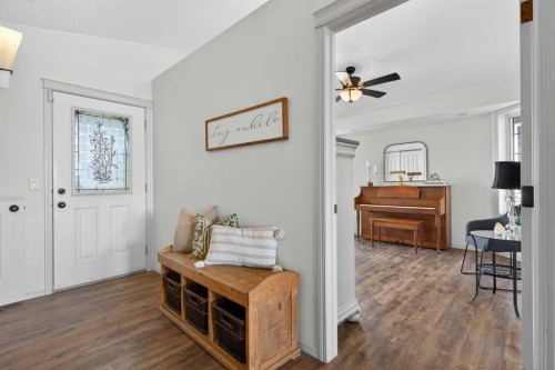 283 Willow Ridge Manor, Diamond Valley, AB - Indoor Photo Showing Other Room