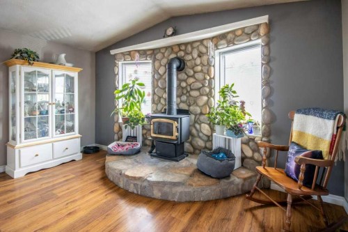 10-33139 Range Road 55, Rural Mountain View County, AB - Indoor