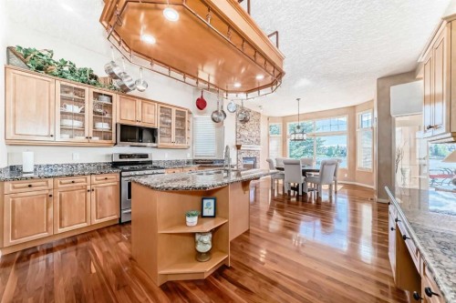 62 Chapala Crescent Se, Calgary, AB 
