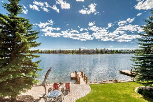 62 Chapala Crescent Se, Calgary, AB 