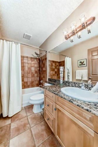 62 Chapala Crescent Se, Calgary, AB 