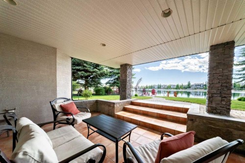 62 Chapala Crescent Se, Calgary, AB 