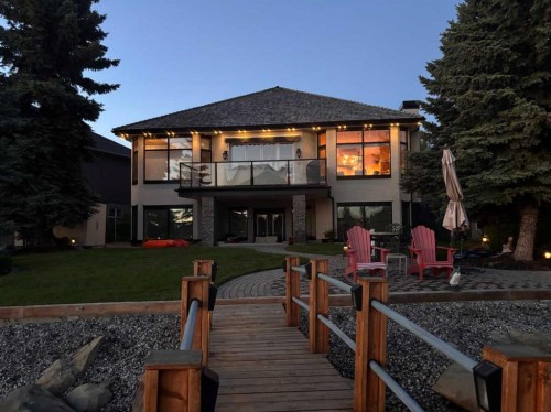62 Chapala Crescent Se, Calgary, AB 