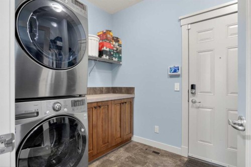 30 Cranarch Circle Se, Calgary, AB - Indoor Photo Showing Laundry Room
