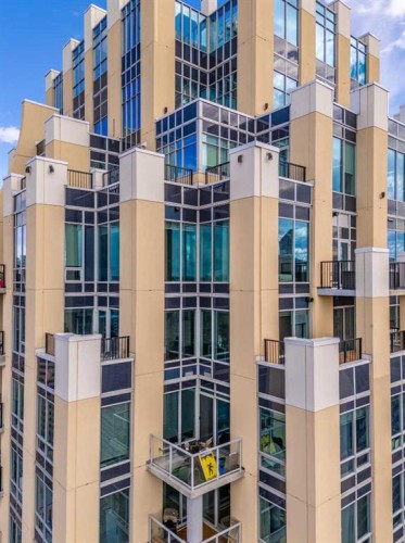 3402-930 6 Avenue Sw, Calgary, AB - Outdoor With Balcony