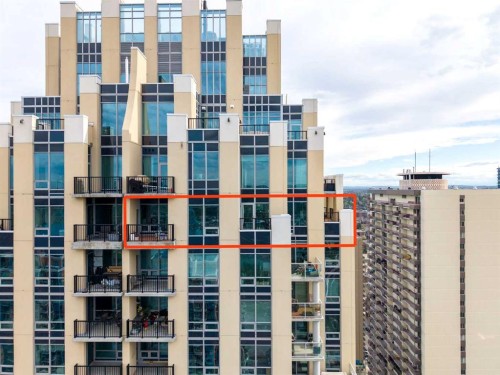 3402-930 6 Avenue Sw, Calgary, AB - Outdoor With Facade
