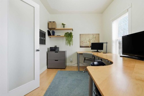 130 Garrison Square Sw, Calgary, AB - Indoor Photo Showing Office
