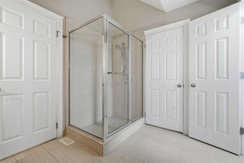 130 Garrison Square Sw, Calgary, AB - Indoor Photo Showing Other Room