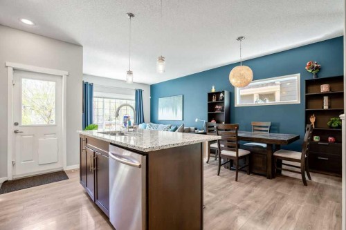 219 Mahogany Grove Se, Calgary, AB - Indoor Photo Showing Other Room