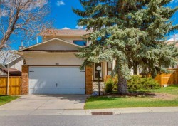 108 Sanderling Rise NW Calgary, AB T3K 3B3