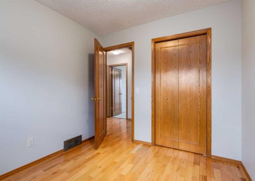 108 Sanderling Rise Nw, Calgary, AB 