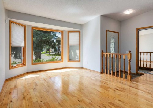 108 Sanderling Rise Nw, Calgary, AB 