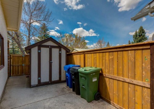 108 Sanderling Rise Nw, Calgary, AB 