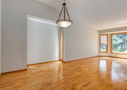 108 Sanderling Rise Nw, Calgary, AB 