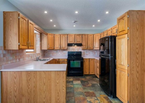 108 Sanderling Rise Nw, Calgary, AB 