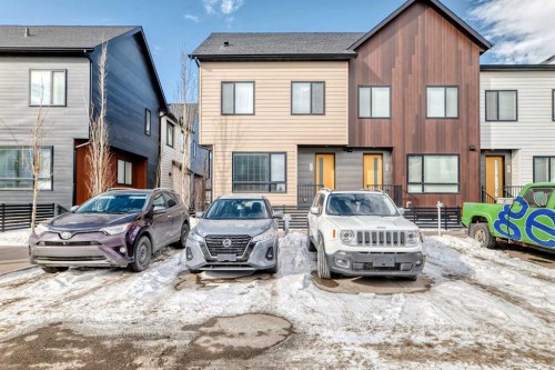 111 Redstone Crescent Ne, Calgary, AB 