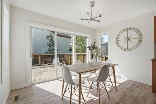 86 Brightondale Parade Se, Calgary, AB - Indoor Photo Showing Dining Room