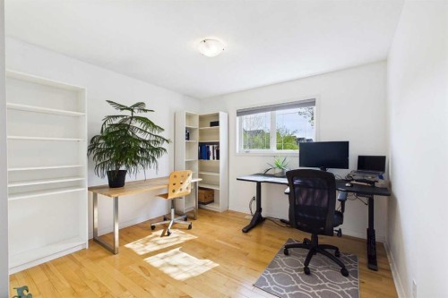 144 Simcoe Place Sw, Calgary, AB - Indoor Photo Showing Office