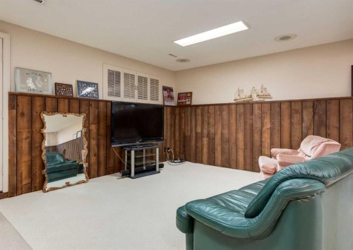 4808 Valiant Drive Nw, Calgary, AB - Indoor
