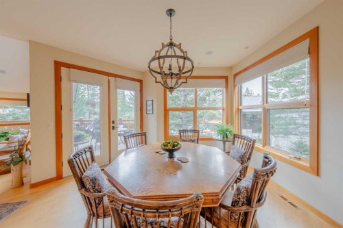 14 Blue Grouse Ridge, Canmore, AB - Indoor Photo Showing Dining Room
