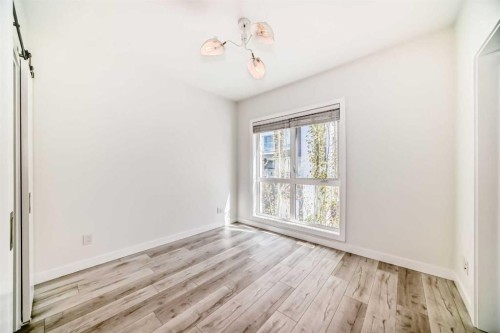 4056 Kovitz Lane Nw, Calgary, AB - Indoor Photo Showing Other Room