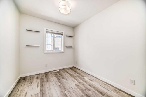 4056 Kovitz Lane Nw, Calgary, AB - Indoor Photo Showing Other Room