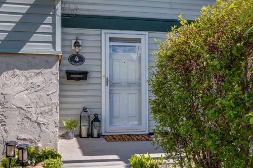 4-333 Braxton Place Sw, Calgary, AB - Outdoor