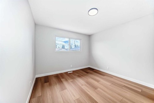 4607 Marwood Way Ne, Calgary, AB - Indoor Photo Showing Other Room