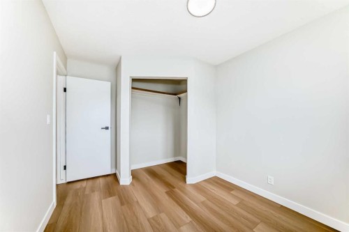 4607 Marwood Way Ne, Calgary, AB - Indoor Photo Showing Other Room