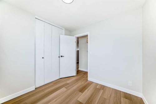 4607 Marwood Way Ne, Calgary, AB - Indoor Photo Showing Other Room