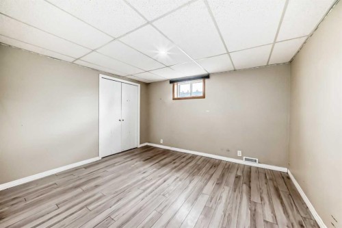 4607 Marwood Way Ne, Calgary, AB - Indoor