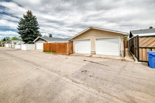 4607 Marwood Way Ne, Calgary, AB - Outdoor