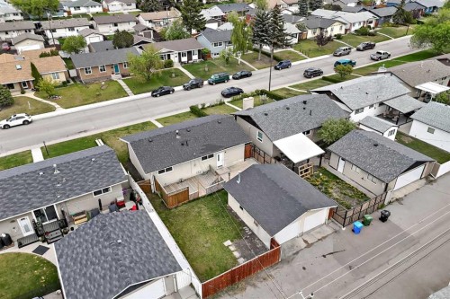 4607 Marwood Way Ne, Calgary, AB - Outdoor With View