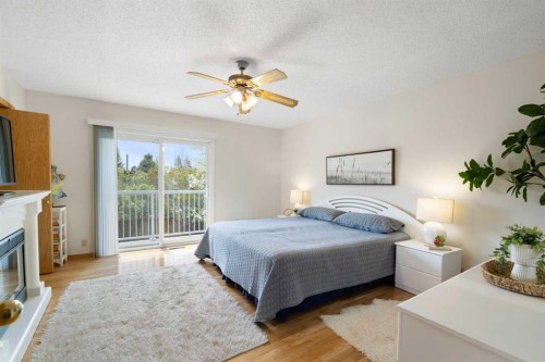 14207 Deer Run Boulevard Se, Calgary, AB - Indoor Photo Showing Bedroom