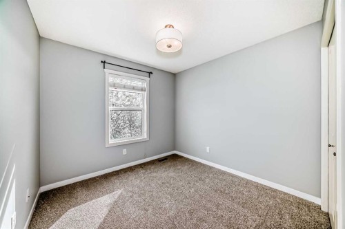 76 Copperpond Landing Se, Calgary, AB 