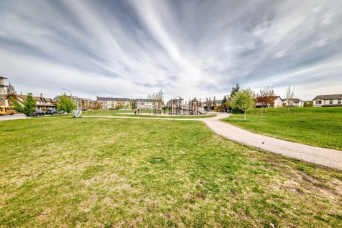 76 Copperpond Landing Se, Calgary, AB 