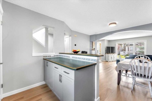 38 Tuscany Valley Heights Nw, Calgary, AB - Indoor