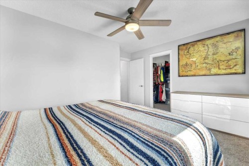 38 Tuscany Valley Heights Nw, Calgary, AB - Indoor Photo Showing Bedroom