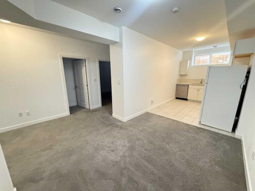 35 Sherview Grove Nw, Calgary, AB - Indoor