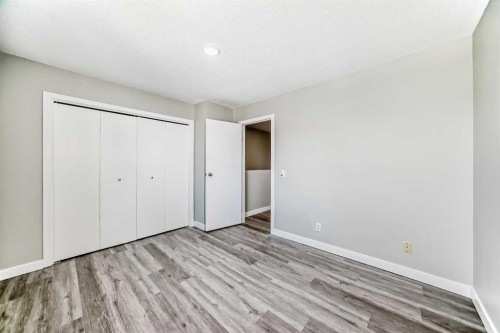 38-2727 Rundleson Road Ne, Calgary, AB - Indoor Photo Showing Other Room