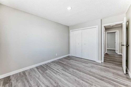 38-2727 Rundleson Road Ne, Calgary, AB - Indoor Photo Showing Other Room