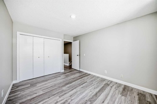 38-2727 Rundleson Road Ne, Calgary, AB - Indoor Photo Showing Other Room