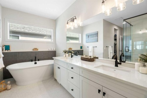 26 Bluerock Avenue Sw, Calgary, AB - Indoor Photo Showing Bathroom