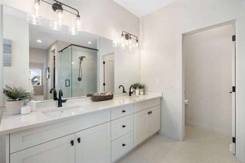 26 Bluerock Avenue Sw, Calgary, AB - Indoor Photo Showing Bathroom