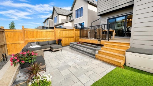 26 Bluerock Avenue Sw, Calgary, AB - Outdoor
