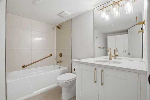 44 Vandoos Gardens Nw, Calgary, AB - Indoor Photo Showing Bathroom