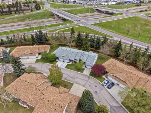 44 Vandoos Gardens Nw, Calgary, AB - Outdoor With View